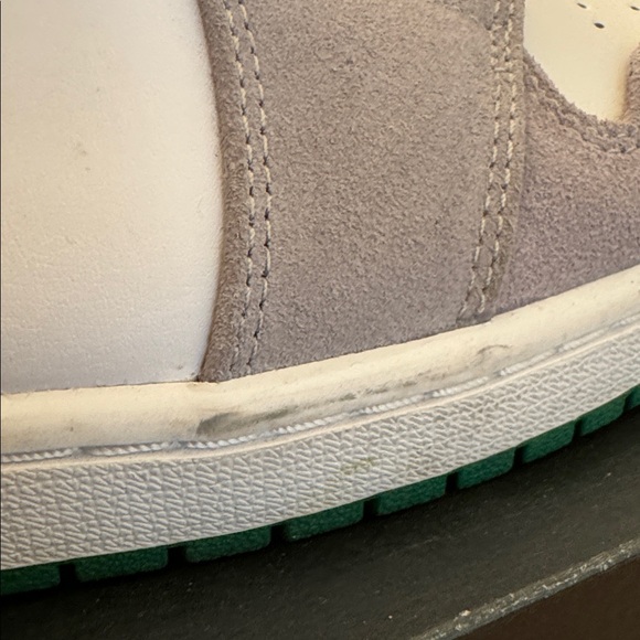 Nike Air Jordan 1 Mid SE Green Gray - Picture 13 of 14